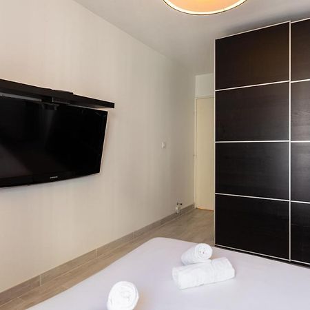 Dify Vieux Lyon Apartment Екстериор снимка